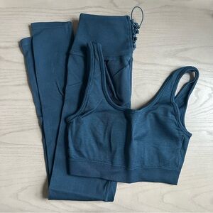 Fabletics Seamless Rib Leggings & Sports Bra Set